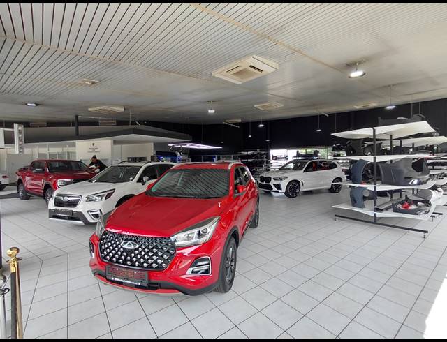 17,700M² SHOWROOM FOR SALE IN RANDJESPARK
